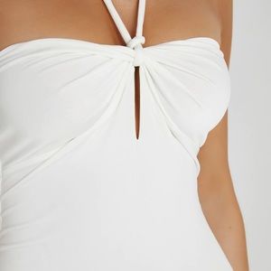 White Dress 🤍 MESHKI